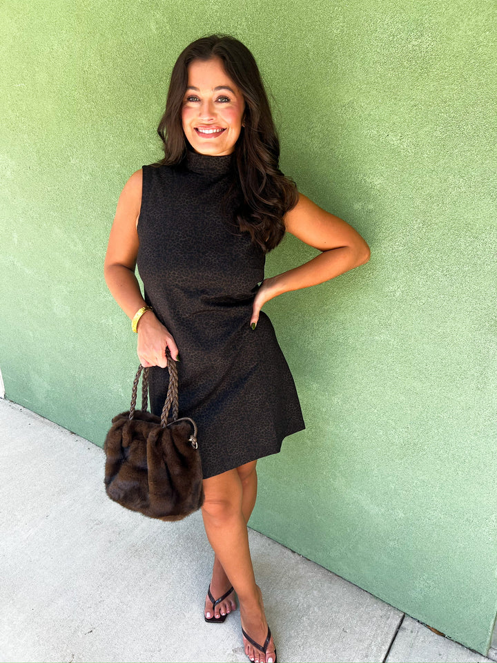 Espresso Leo Briar Mock Shift Knit Dress