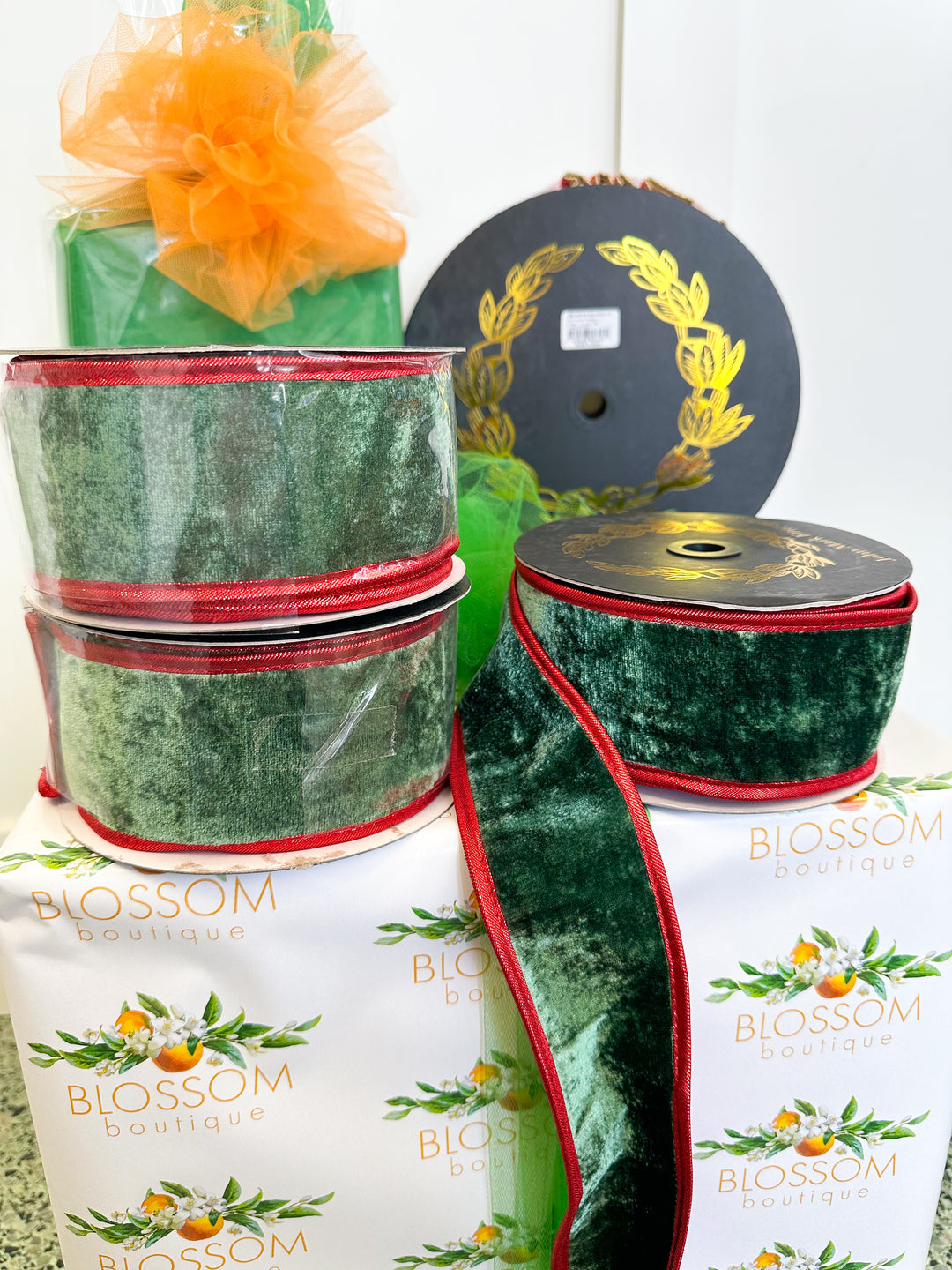 Green Velvet Fused Metallic Dupion Red Piping - 2.5x10yd
