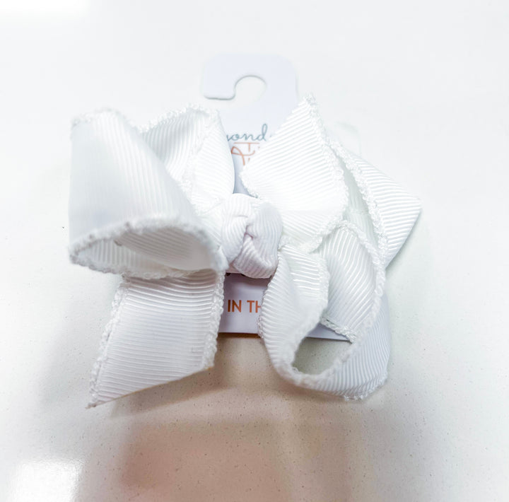 Crochet Edge Bows Medium
