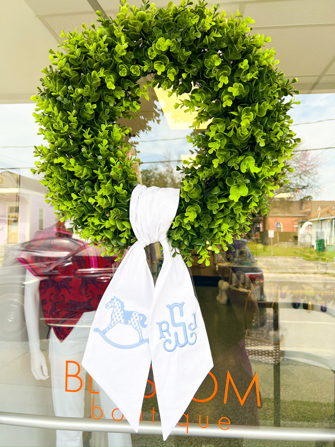 Embroidered Pique Wreath Sash