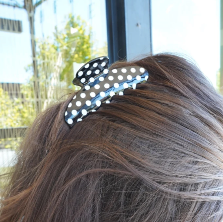 Black & White Polka Dot Clip