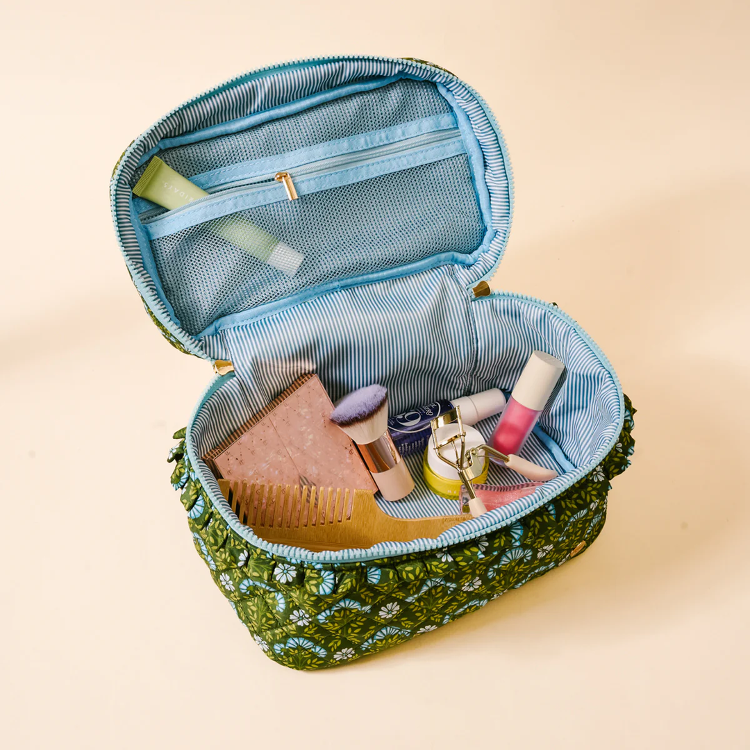 Everblooming Forest Green Quilted Glam & Go Bag